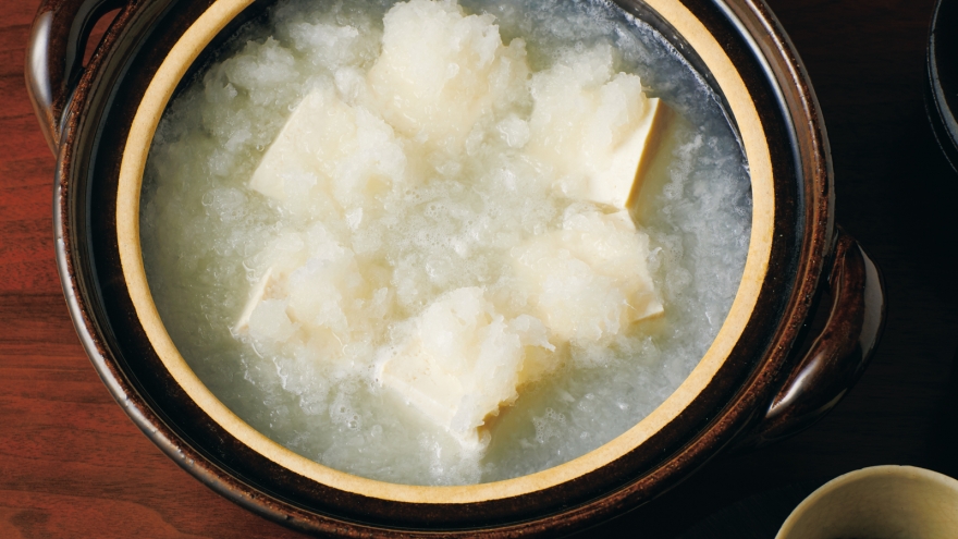 みぞれ湯豆腐