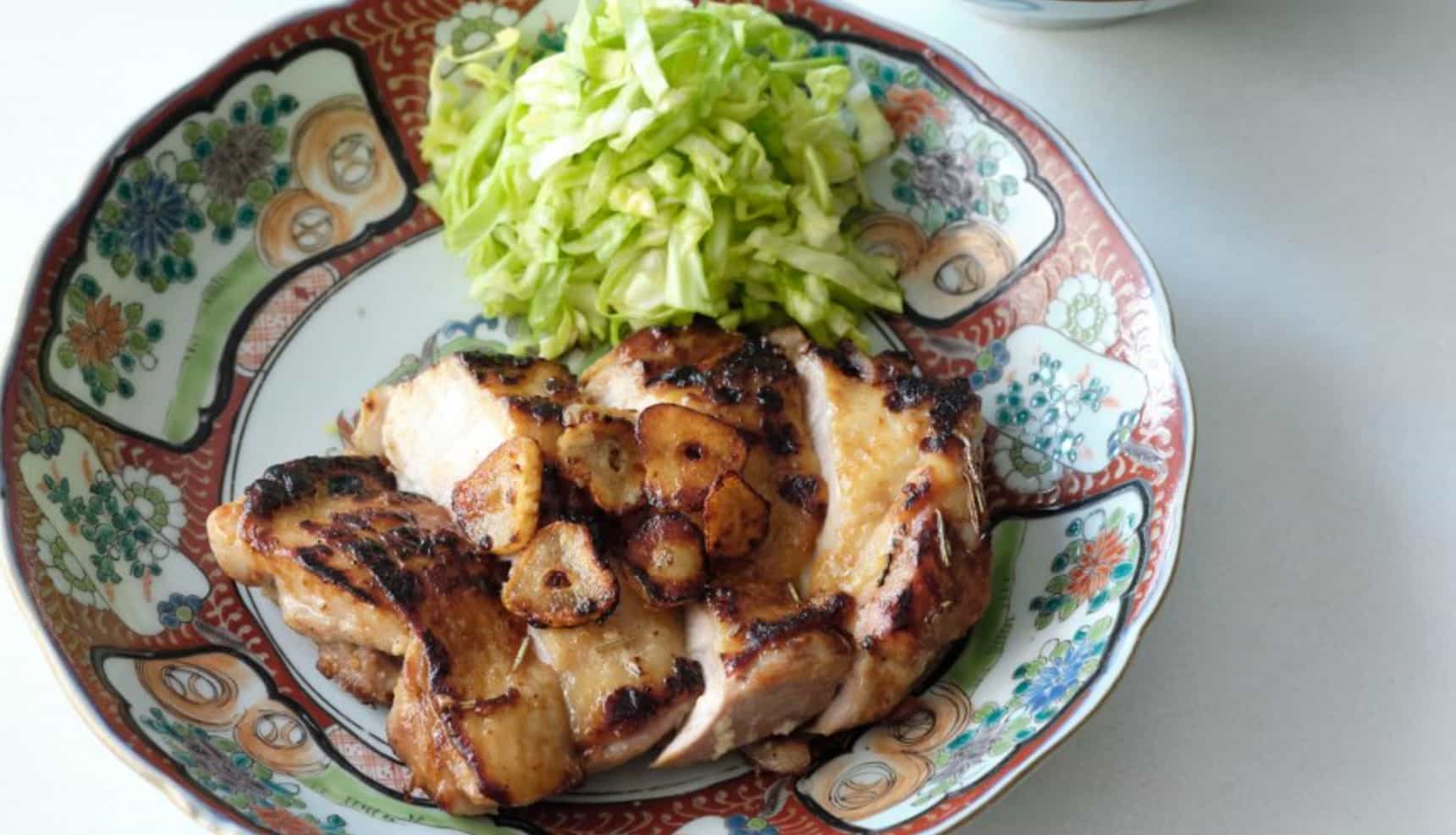 鶏肉の塩こうじ香草焼き