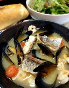 ストウブ 澪でワインでも日本酒でも な和風アクアパッツァ レシピ みんなのきょうの料理 おいしいレシピや献立を探そう