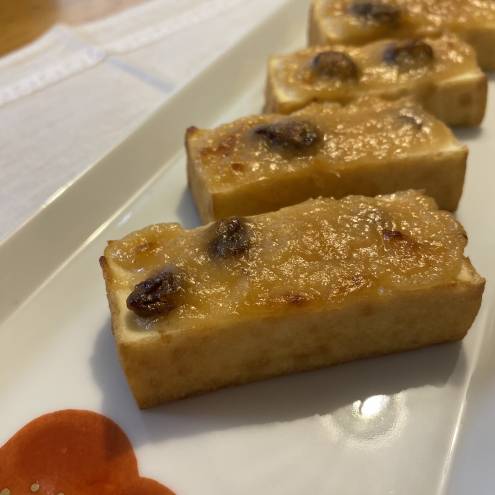 厚揚げのレーズンバター入り田楽