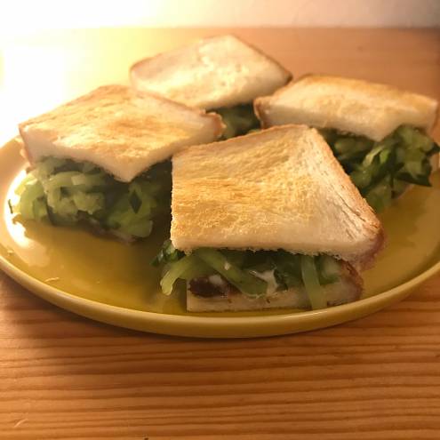 レーズンバターときゅうりサンド
