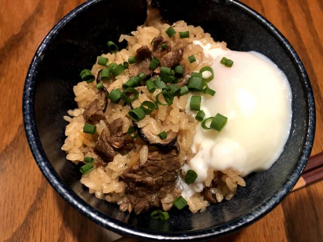 すき焼き風TKG（炊き込みご飯）