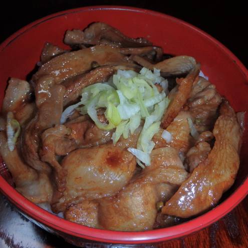 豚バラ肉の蒲焼き丼