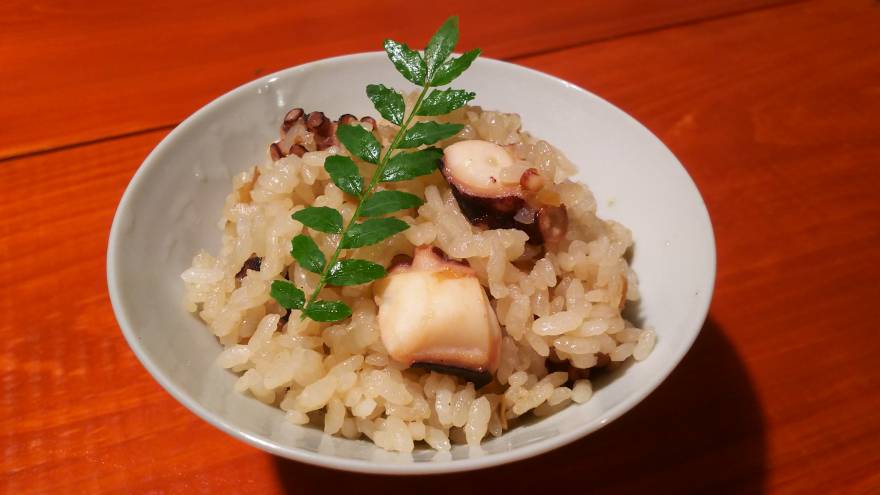 食欲誘う、夏向き蛸飯