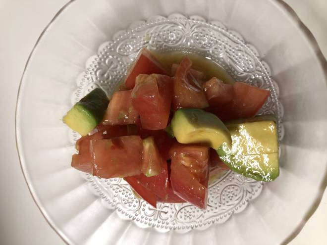 トマトとアボカドのみりんマリネ