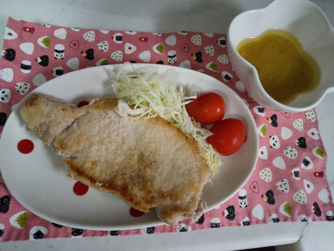 おから衣のポークソテー