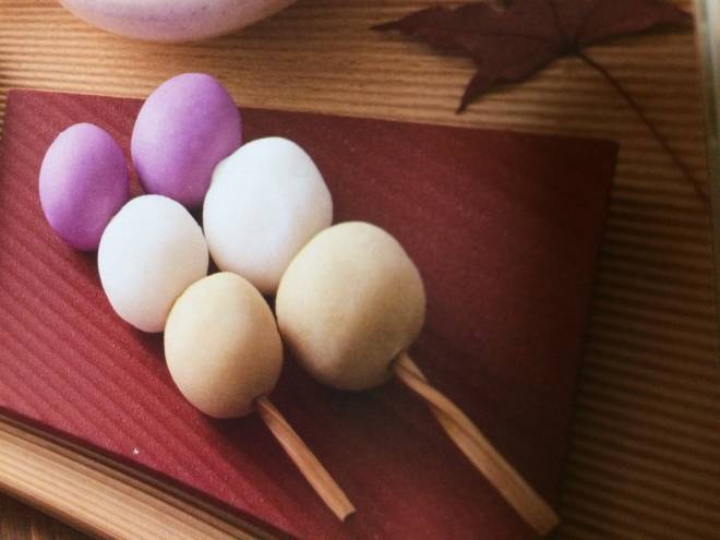 おからパウダーのお月見だんご