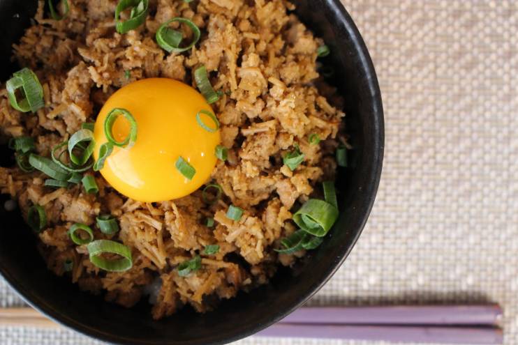 おからパウダー入り☆えのき肉そぼろ丼