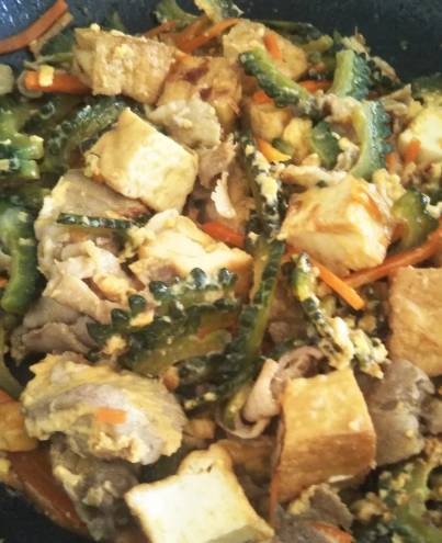 おからパウダーの苦くないゴーヤチャンプルー