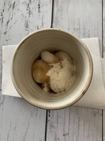 黒みつおから白玉だんご