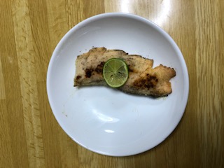 おからパウダーで鮭のムニエル