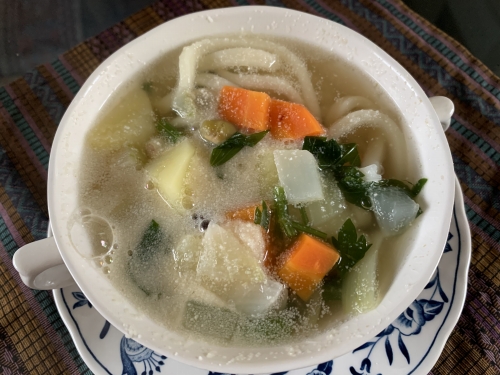 おからパウダー入り野菜スープ