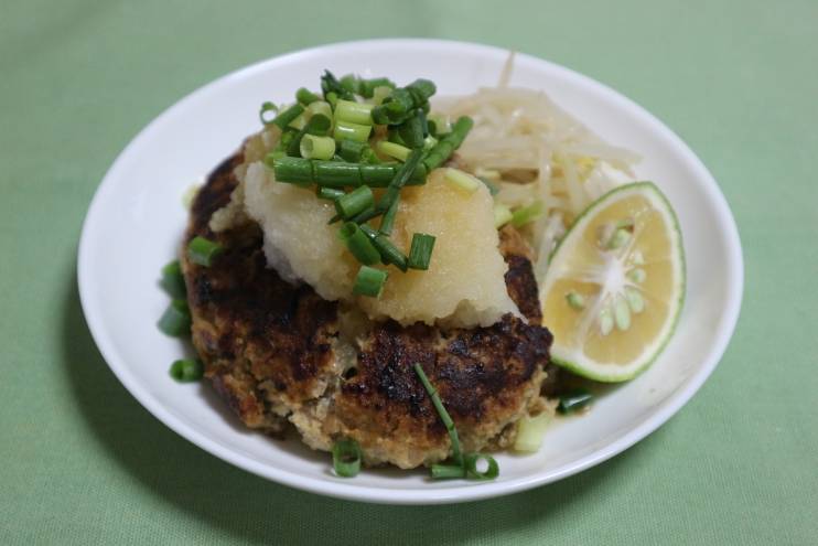 おからパウダーで和風おろしハンバーグ