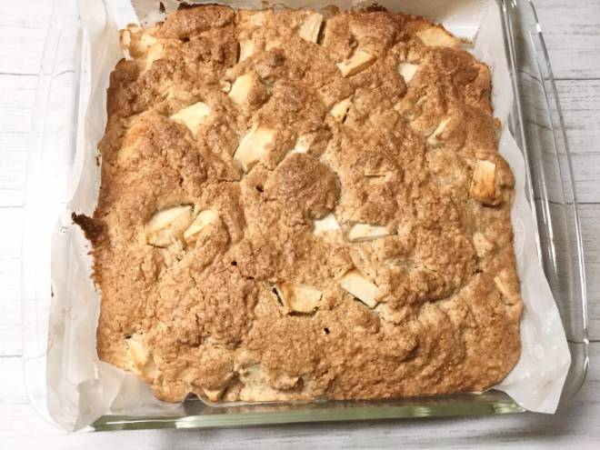 おからと全粒粉のりんごケーキ