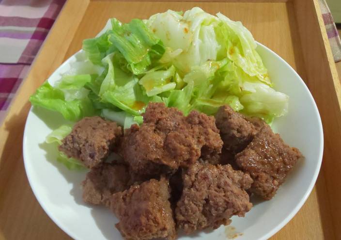 おからパウダーでサイコロステーキ風！