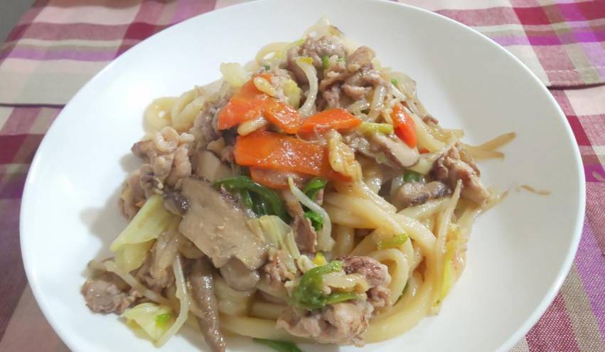 おからパウダーで焼きうどん！