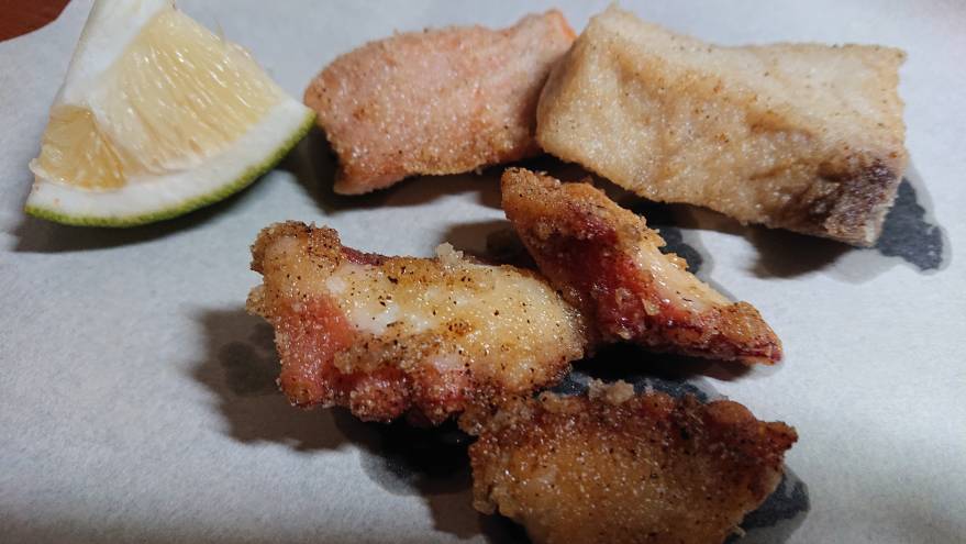 タコと魚のフライ