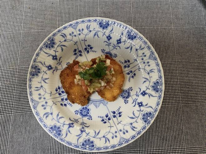 鶏胸肉のカラフルソースかけ