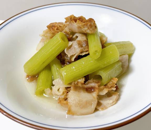 ふきと豚バラの酒炒め