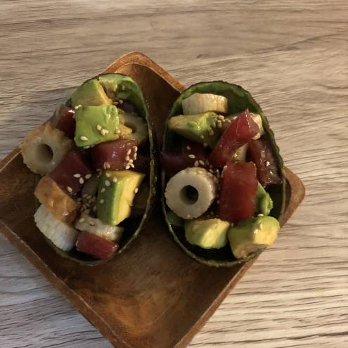 本みりんが決めてアボガドサラダ