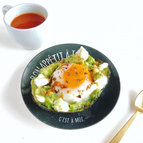 アボカドエッグカップ