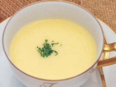 大麦とレモンのスープ