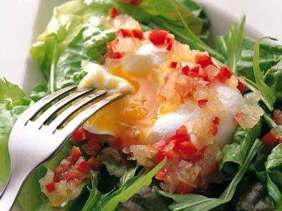 ポーチドエッグサラダ
