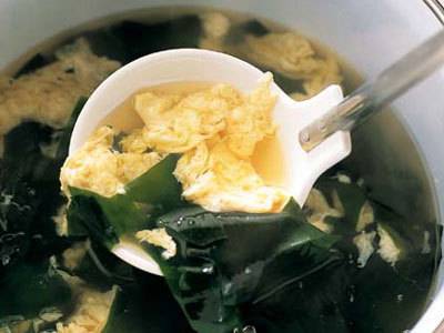 わかめのかき卵汁