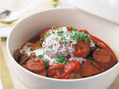 チキンバーグのトマト煮込み