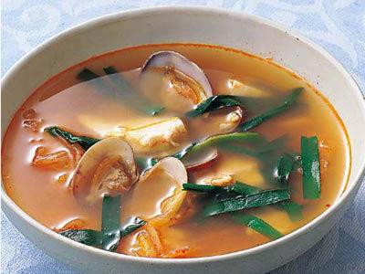 豆腐とキムチのスープ