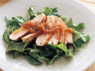 鶏肉のソテーたまねぎソースがけ