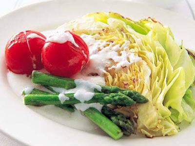 キャベツの半焼きサラダ