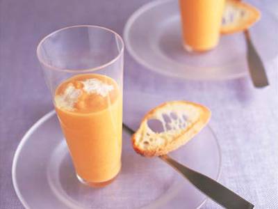 パイナップルとにんじんの冷たいピュレ