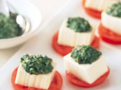 豆腐サラダ モロヘイヤソース