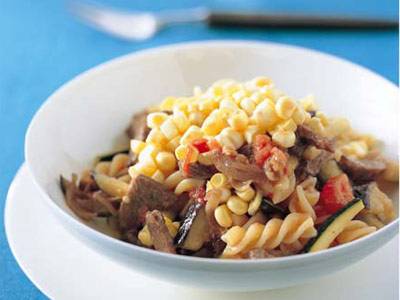 夏野菜とビーフのパスタ