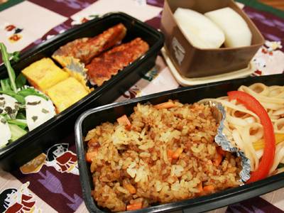 インド＆沖縄コラボ弁当