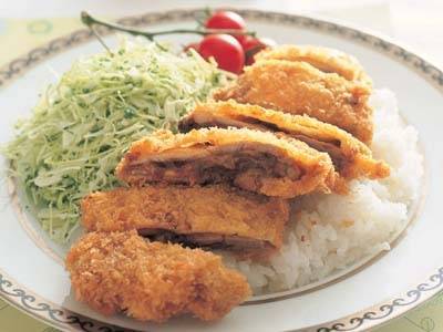 かくれんぼカツカレー