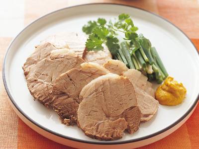 豚肉のウーロン茶煮