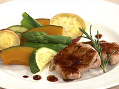 豚肉赤ワインソース