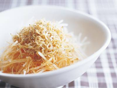 大根のカリカリじゃこかけ