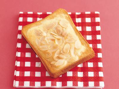 アーモンドバタートースト