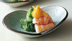 えびときゅうりの黄身酢かけ