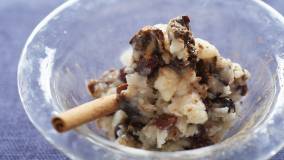 甘酒アイス～プルーンと黒豆のアップルジンジャー煮で