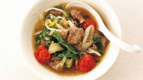 香味野菜と牛肉のスープ