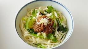 汁なしタンタン麺