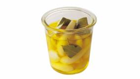 オリーブ油漬け～らっきょうの塩水漬けを使って