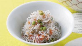 実ざんしょうの梅ちりめん