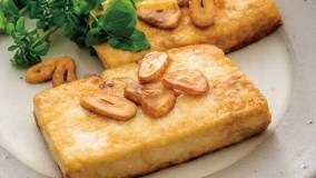 豆腐のにんにくステーキ