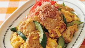 きゅうりと鶏だんごのチャンプルー