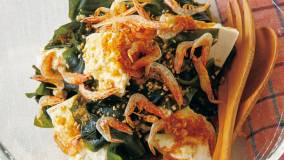 わかめと豆腐、桜えびのサラダ